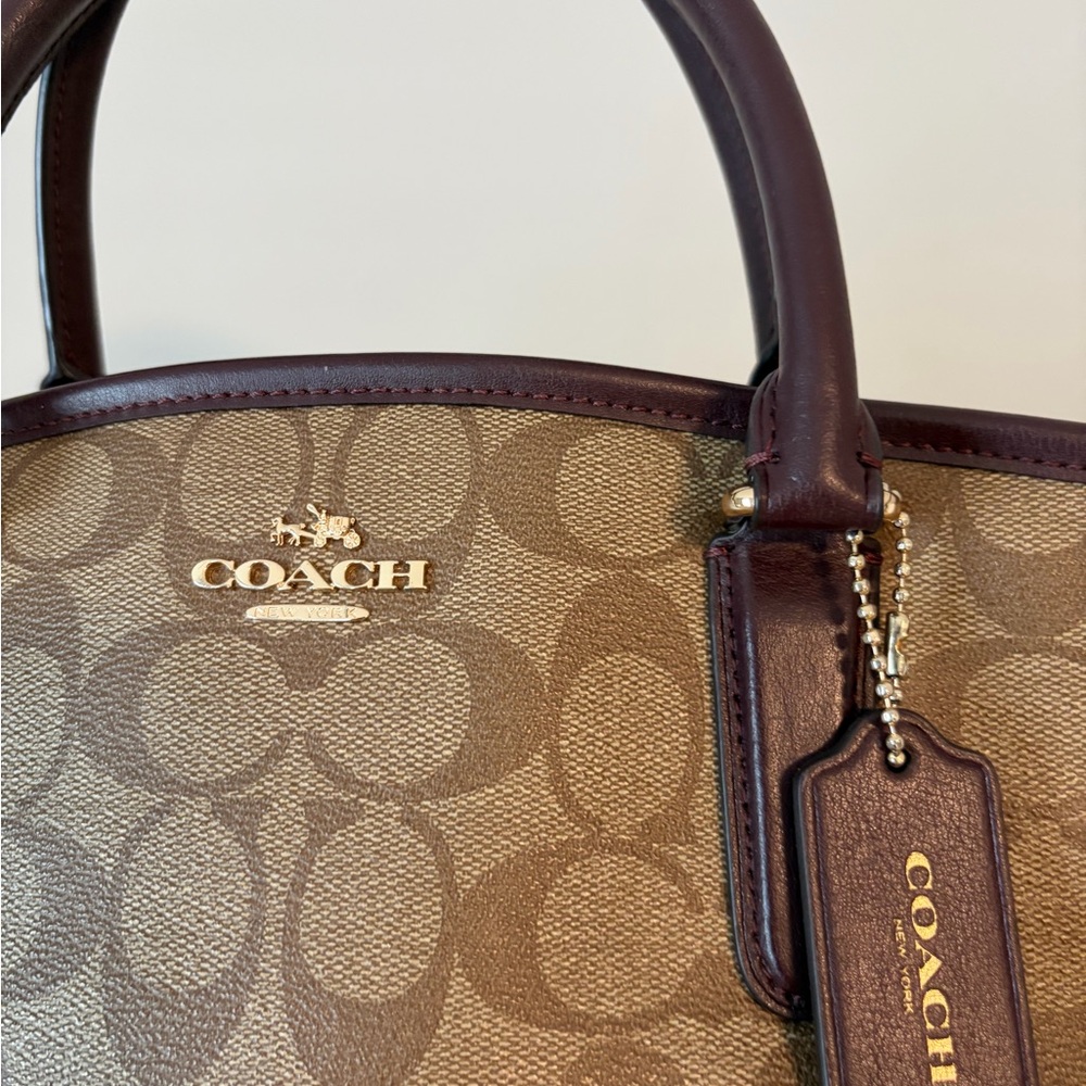 Coach Colorblock Signature Margot Carryall - Picture 7 of 9
